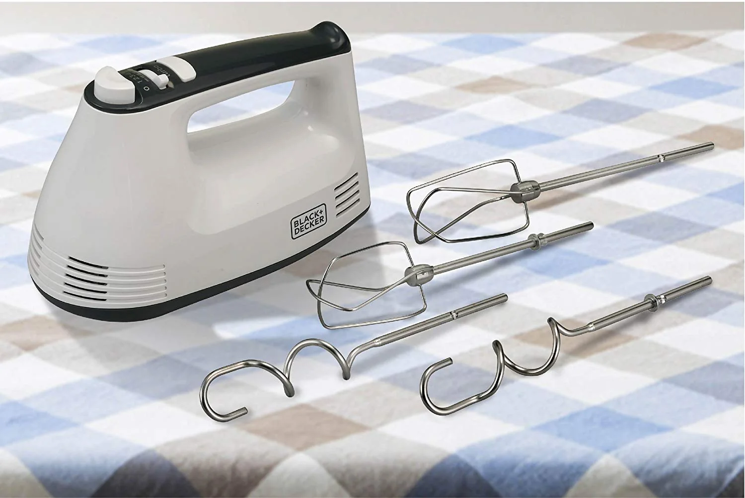 Black+Decker M350-B5 300-Watt Hand Mixer (White/Grey), 220V - Image 4